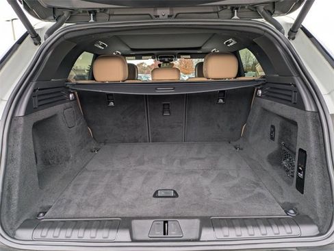 Used 2023 Land Rover Range Rover Sport SE image 16