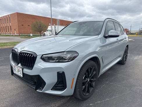 Used 2024 BMW X3 xDrive30i w/ Premium Package image 7
