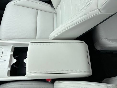 Used 2024 Hyundai Santa Fe Calligraphy image 38