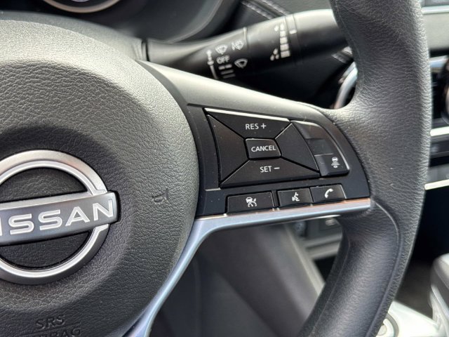 Used 2025 Nissan Sentra SV FWD image 26