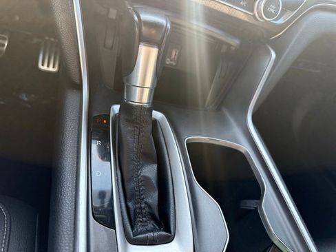 Used 2019 Honda Accord Sport image 22