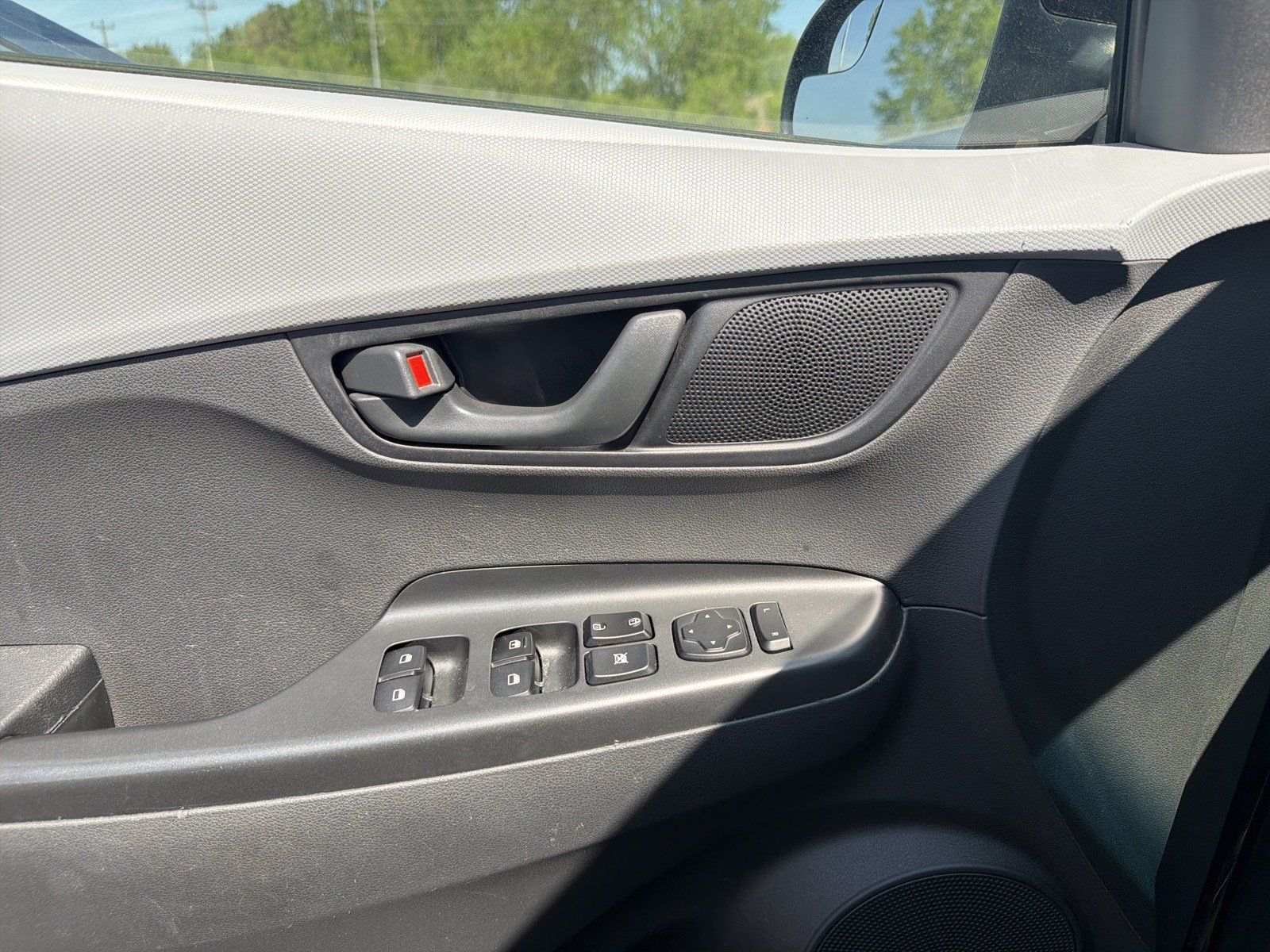 Used 2020 Hyundai Kona SE FWD image 18
