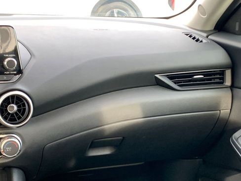 Used 2025 Nissan Sentra S image 34