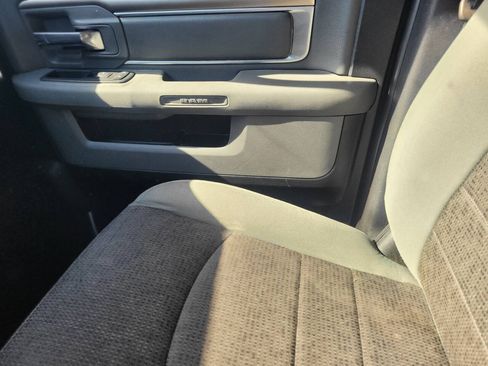 Used 2016 RAM 1500 Big Horn RWD image 33
