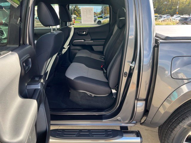 Used 2023 Toyota Tacoma TRD Sport w/ Technology Package AWD/4WD image 25