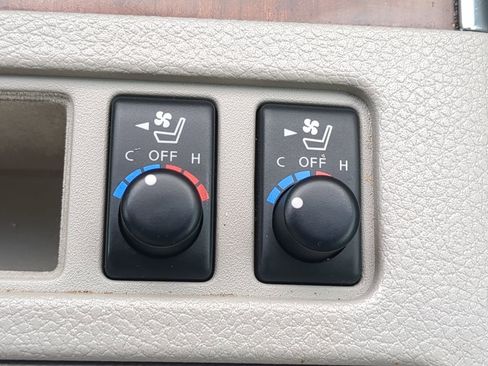 Used 2009 INFINITI M35 w/ Technology Pkg image 23