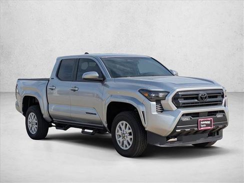 Used 2026 Toyota Tacoma SR5 RWD image 7