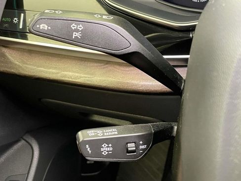 Used 2020 Audi Q8 Prestige w/ Prestige Package image 42