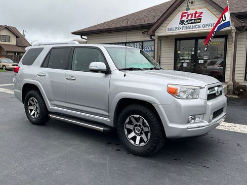 Used 2011 Toyota 4Runner SR5 w/ Premium Pkg w/Leather RWD image 34
