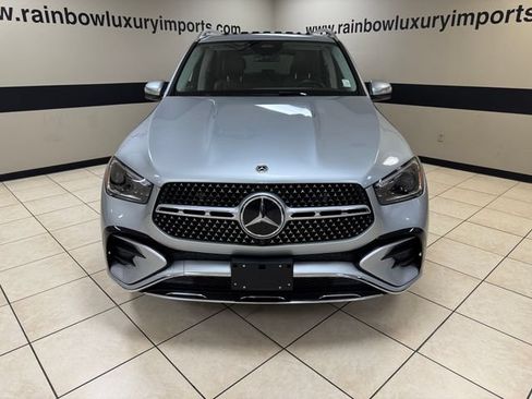 Used 2025 Mercedes-Benz GLE 350 4MATIC w/ AMG Line Exterior image 2