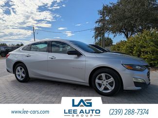 Used 2019 Chevrolet Malibu LS video 1