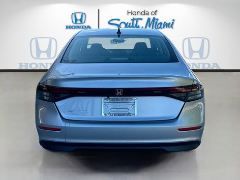 New 2025 Honda Accord SE image 5