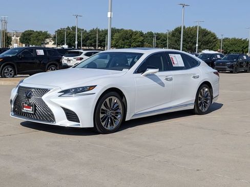 Used 2020 Lexus LS 500 w/ Interior Upgrade Package RWD image 10