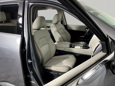 New 2026 Nissan Pathfinder SL AWD/4WD image 18