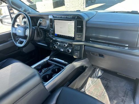 Used 2024 Ford F250 Lariat w/ Lariat Ultimate Package AWD/4WD image 34