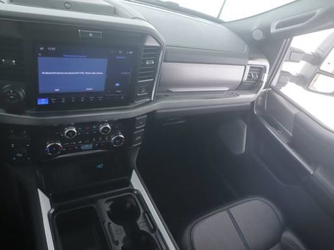 Used 2026 Ford F250 Platinum AWD/4WD image 29