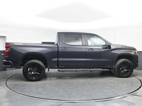 Used 2022 Chevrolet Silverado 1500 Custom Trail Boss w/ LPO, Dark Essentials Package AWD/4WD image 15