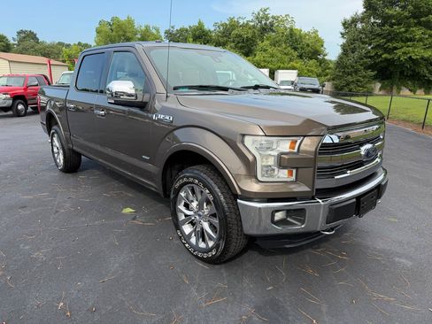 Used 2016 Ford F150 Lariat w/ Equipment Group 502A Luxury AWD/4WD image 6
