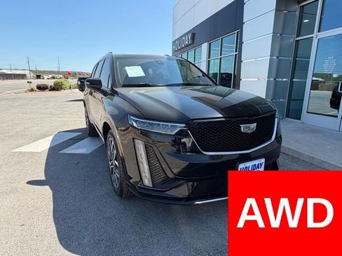 Used 2022 Cadillac XT6 Sport w/ Platinum Package image 1