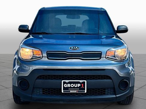 Used 2017 Kia Soul FWD image 4