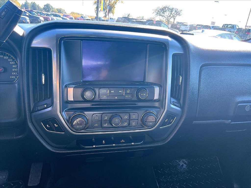 Used 2015 Chevrolet Silverado 1500 LT w/ LT Convenience Package AWD/4WD image 27