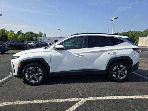 Used 2026 Hyundai Tucson SEL FWD image 4