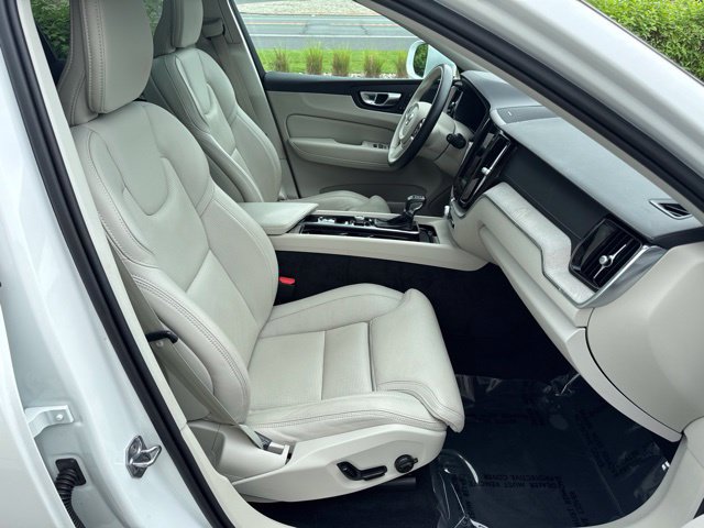 Used 2021 Volvo XC60 T5 Inscription w/ Climate Package AWD/4WD image 15