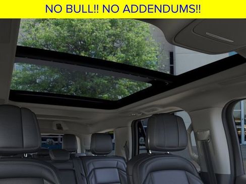 New 2025 Lincoln Navigator Reserve image 23