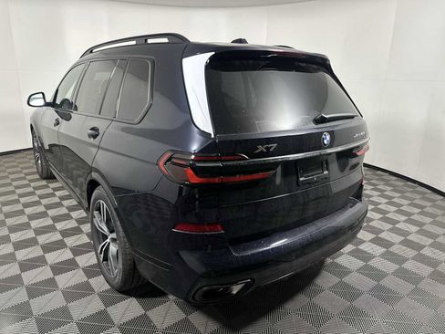 New 2026 BMW X7 xDrive40i image 3