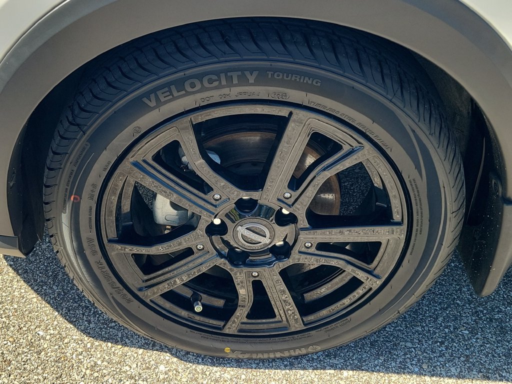Certified 2023 Nissan Kicks SR w/ SR Premium Package FWD image 8