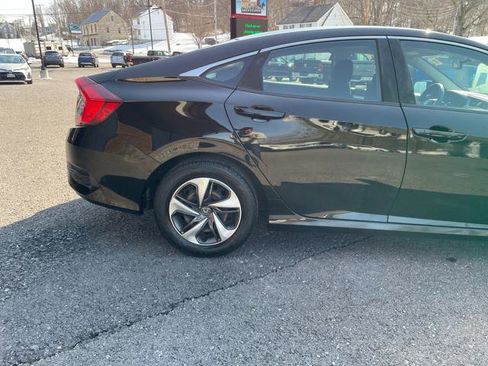 Used 2019 Honda Civic LX image 8
