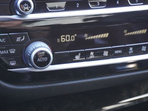 Used 2018 BMW 530i image 30