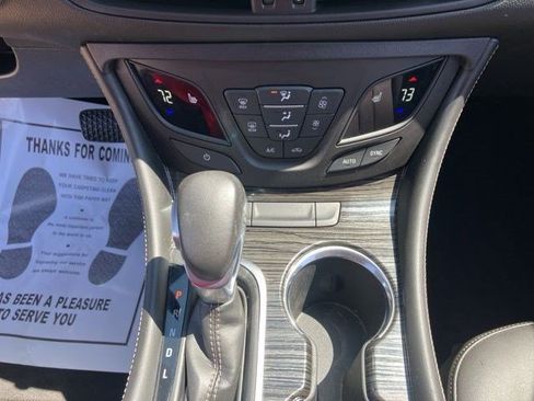 Used 2017 Buick Envision Essence FWD image 18