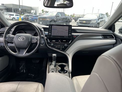 Used 2024 Toyota Camry XSE FWD image 22