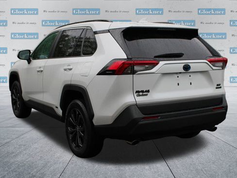 Used 2023 Toyota RAV4 XLE Premium image 8