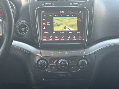 Used 2018 Dodge Journey Crossroad FWD image 24