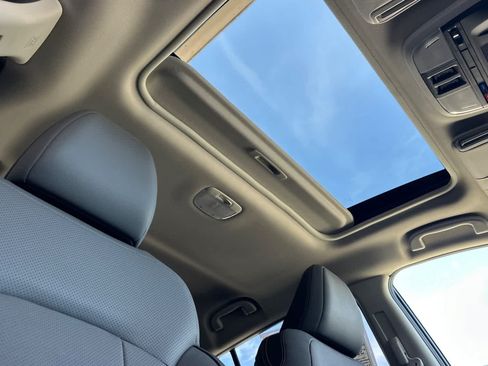 New 2026 Subaru Crosstrek 2.5i Limited w/ Crosstrek Mirror Package AWD/4WD image 17