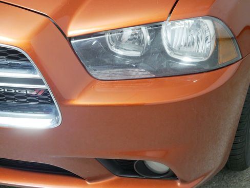 Used 2013 Dodge Charger SXT image 16