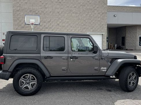 Used 2019 Jeep Wrangler Unlimited Sport S AWD/4WD image 5