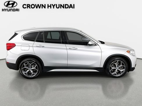 Used 2019 BMW X1 sDrive28i image 5