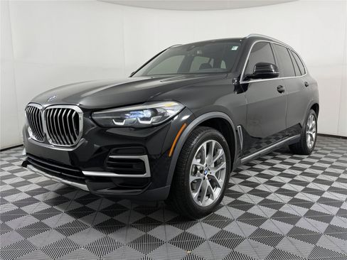 Used 2023 BMW X5 sDrive40i w/ Premium Package RWD image 3