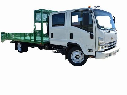 New 2025 Chevrolet Low Cab Forward image 2