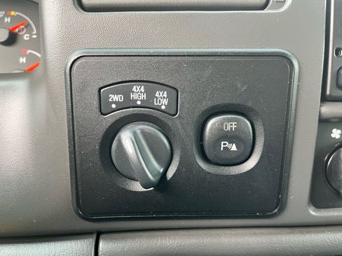 Used 2002 Ford F350 Lariat image 12