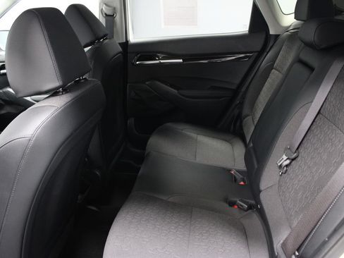 Used 2025 Kia Seltos S AWD/4WD image 21