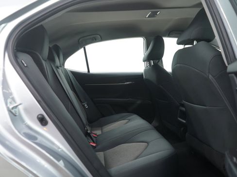 Used 2024 Toyota Camry LE image 12