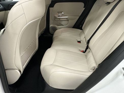 Certified 2025 Mercedes-Benz GLA 250 image 22