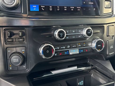 Used 2024 Ford F350 Lariat w/ Lariat Ultimate Package AWD/4WD image 61