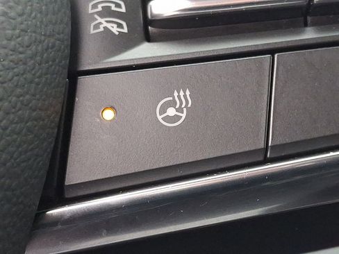 Used 2026 Chevrolet Equinox LT w/ Convenience Package II image 25