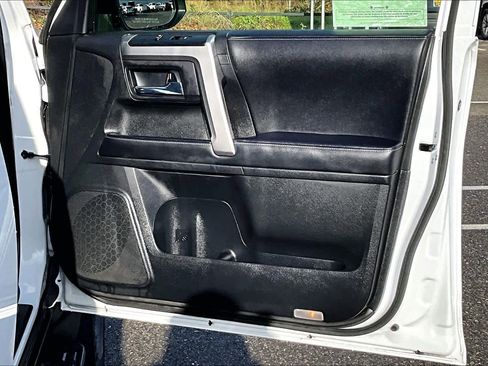 Certified 2024 Toyota 4Runner SR5 Premium image 23