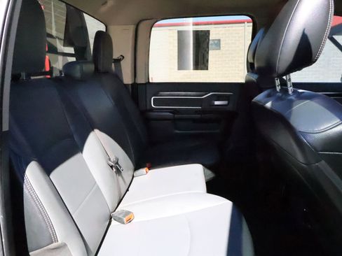 Used 2019 RAM 4500 SLT w/ Quick Order Package 27G SLT image 39